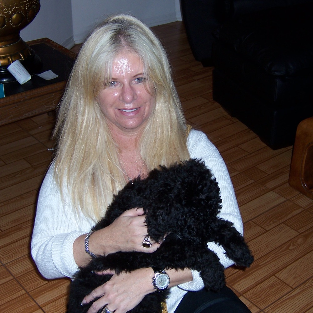 Meet your Posher, Robin